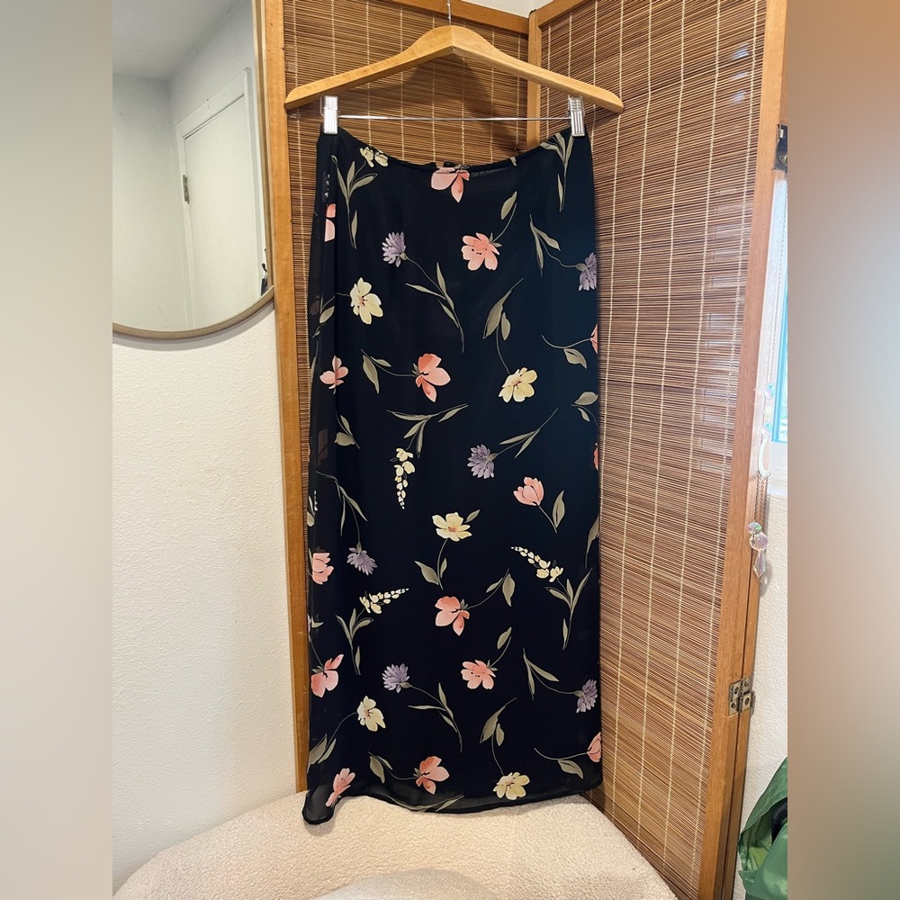 Vintage express maxi floral skirt